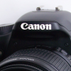 Canon’un Küçük Boyutlu Dijital SLR Fotoğraf Makinesi EOS 100D Olabilir